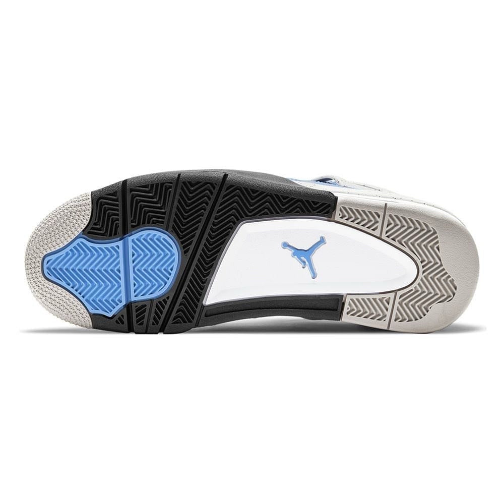 Air Jordan 4 "University Blue"1