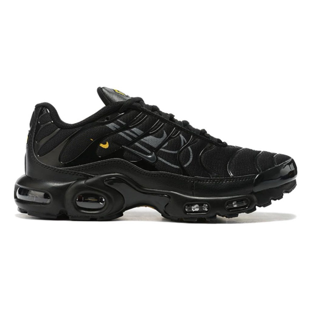 Air Max TN Plus "Giant Swoosh"